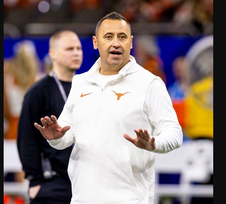 Report: Texas lose another highly-rated star in huge transfer portal blow