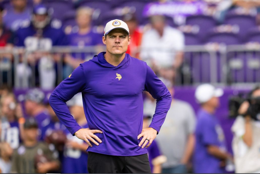 Breaking: Vikings’ Efforts to Sign $160 Million QB Hindered by Agent, Insider Says