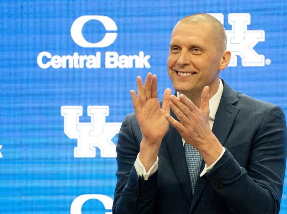 Opinion: Mark Pope’s $3.75 million transfer target is the perfect centerpiece for Kentucky